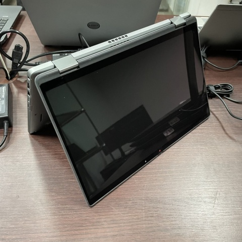 Dotykowy Laptop 2w1 Dell Latitude 7420 Core i7 11GEN 16GB 256GB SSD Carbon Win11 A