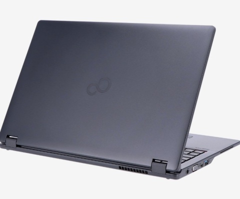 15" Fujitsu E5510 Core i7 10GEN 16GB 256SSD A-